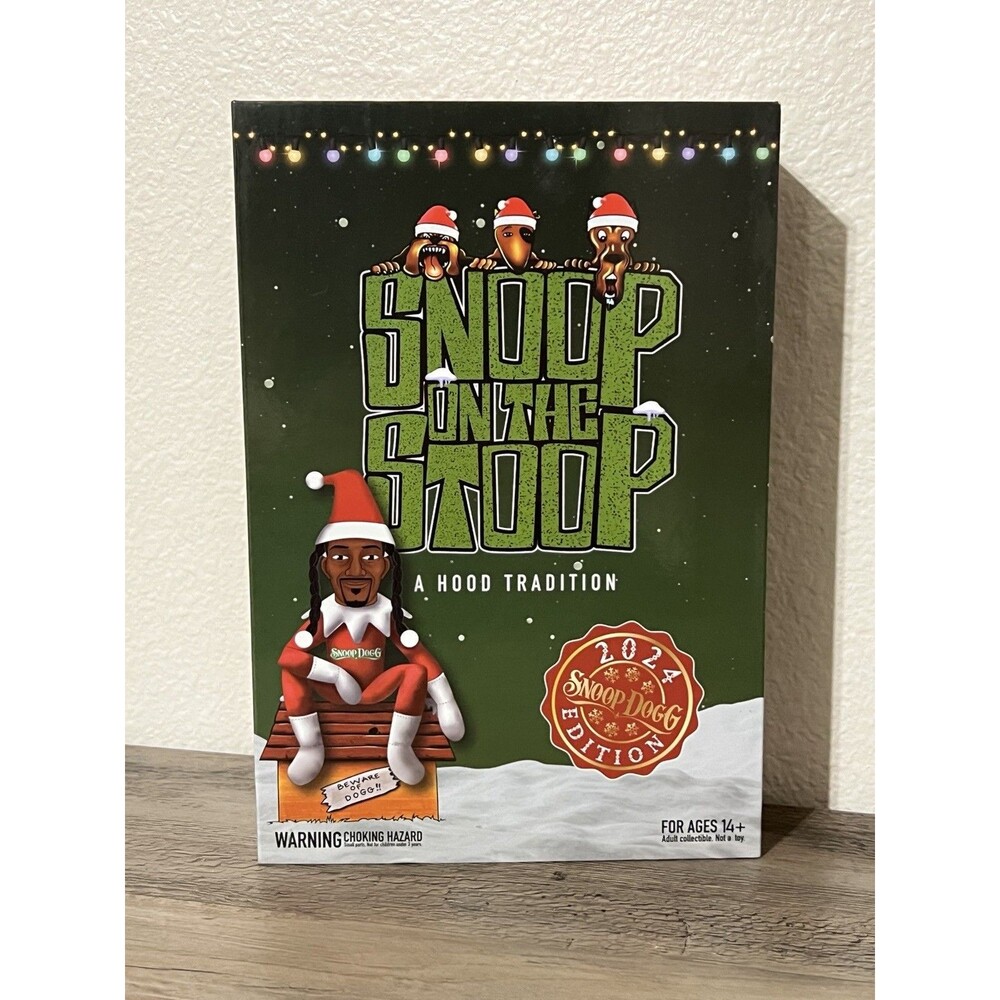 Snoop On The Stoop A Hood Tradition Red Plush Figure Elf New 2024 Edition